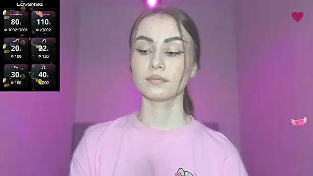 AminaLuxuryy online show from 01.23.25