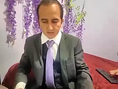 yazforeSolo online show from 10.09.25