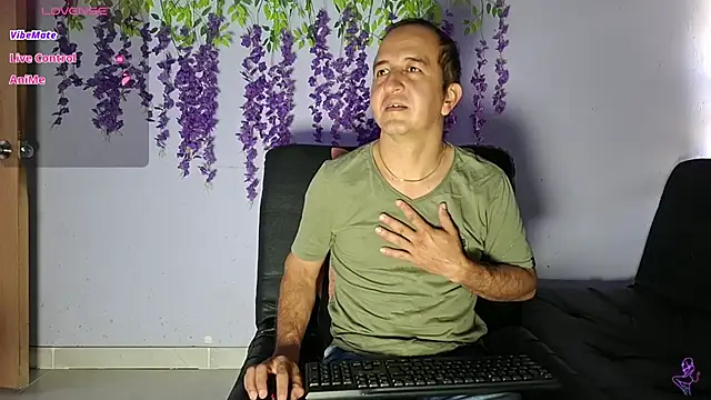 yazforeSolo online show from 02.16.26