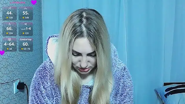 Snapshot of JaneLaJewel chatting on 10.10.25 JaneLaJewel online show from 10.10.25