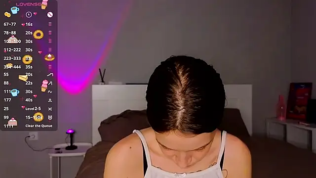 Sweet Evva online show from 11.30.25