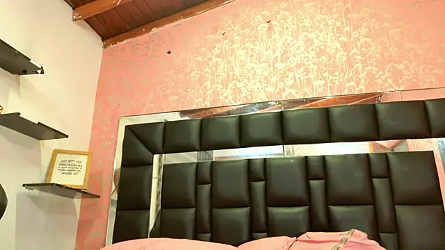 Sofia martiin online show from 11.11.25