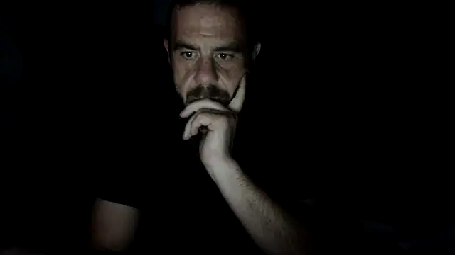 chased21 online show from 11.10.25