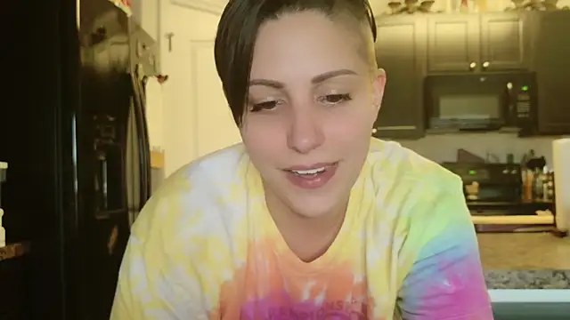 IsabelleRaven online show from 04.28.26