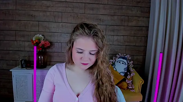 SelinSwarovski online show from 01.27.25