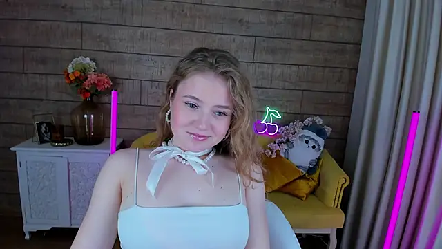SelinSwarovski online show from 01.28.25