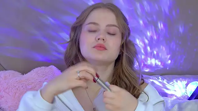 SelinSwarovski online show from 10.04.25