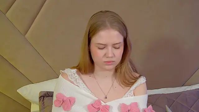 SelinSwarovski online show from 12.20.25