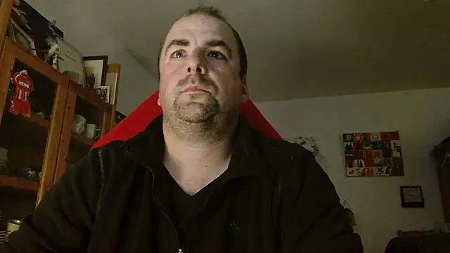 Snapshot of Ger_man_83 chatting on 11.08.25 Ger man 83 online show from 11.08.25