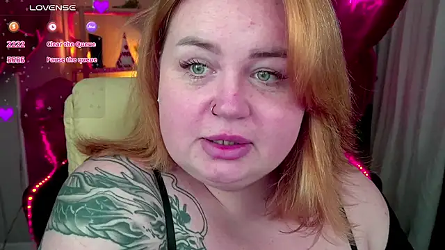 ZaraReignn online show from 02.15.25