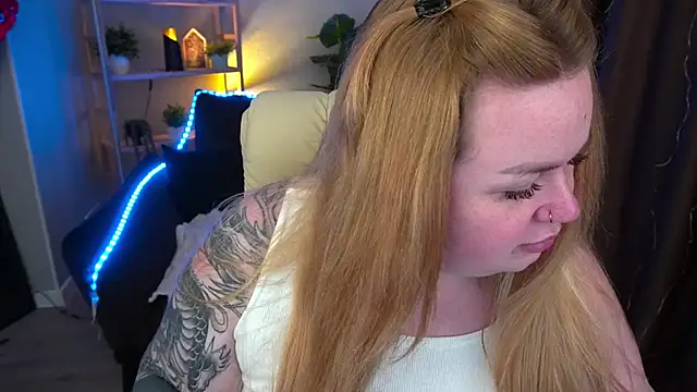 ZaraReignn online show from 03.10.25