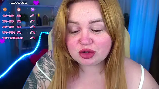 ZaraReignn online show from 03.12.25