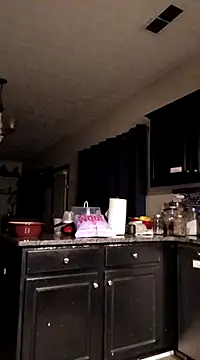 Snapshot of ElJudah7 chatting on 02.24.25 ElJudah7 online show from 02.24.25