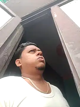 Snapshot of sailord chatting on 12.23.24 sailord online show from 12.23.24