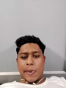 Snapshot of sailord chatting on 12.23.24 sailord online show from 12.23.24