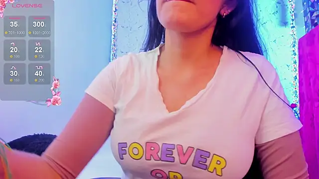 Snapshot of elissa_iris chatting on 11.01.25 elissa iris online show from 11.01.25