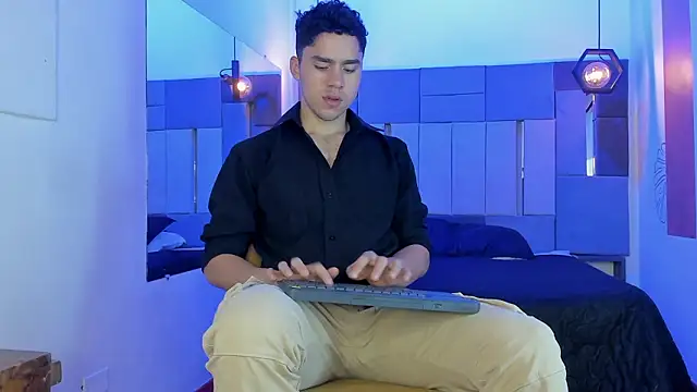 LiamNovak online show from 02.01.26