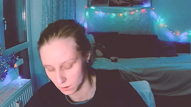 Snapshot of KatiKate chatting on 12.20.24 KatiKate online show from 12.20.24