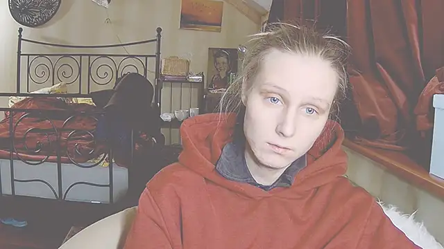 Snapshot of KatiKate chatting on 01.17.25 KatiKate online show from 01.17.25