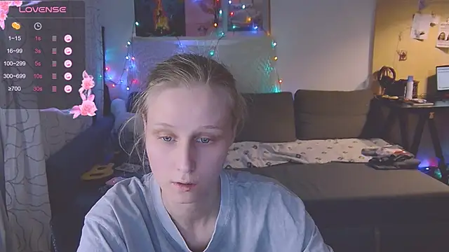 Snapshot of KatiKate chatting on 03.07.25 KatiKate online show from 03.07.25