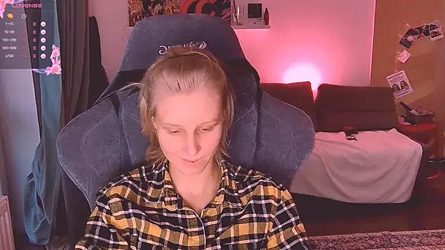 Snapshot of KatiKate chatting on 10.22.25 KatiKate online show from 10.22.25