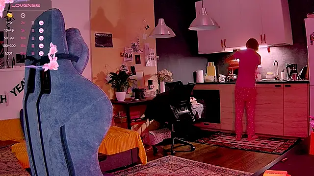 KatiKate online show from 11.27.25