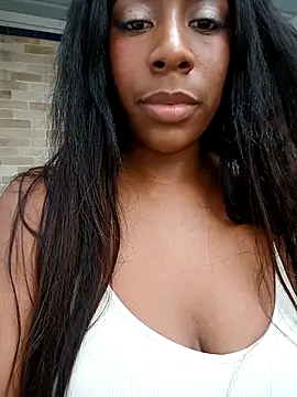 KloheCurvy online show from 12.07.24