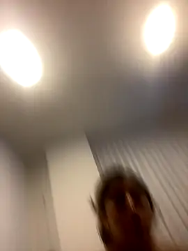 Snapshot of girl_anni chatting on 11.09.25 girl anni online show from 11.09.25