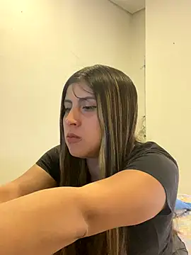 Snapshot of girl_anni chatting on 11.12.25 girl anni online show from 11.12.25