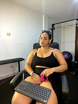 Violetrousse online show from 10.12.25