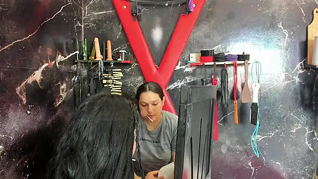 Snapshot of SUBMISSION_BDSM chatting on 10.05.25 SUBMISSION BDSM online show from 10.05.25