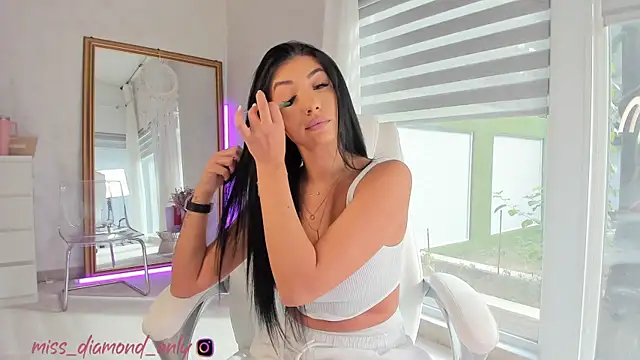 Snapshot of missdiamond_ chatting on 09.27.25 missdiamond online show from 09.27.25