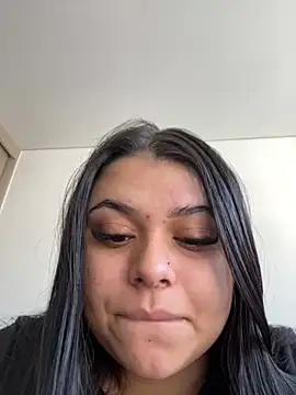 alissonfernandez  online show from 01.12.25