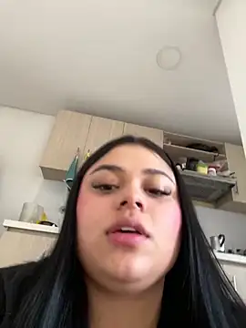 alissonfernandez  online show from 01.24.25