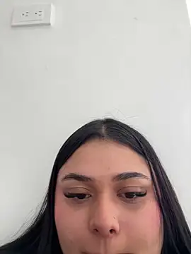 alissonfernandez  online show from 01.24.25