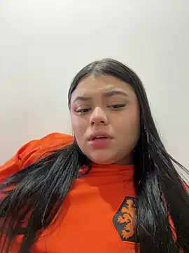 alissonfernandez  online show from 01.25.25