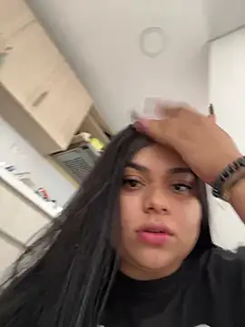 alissonfernandez  online show from 01.30.25