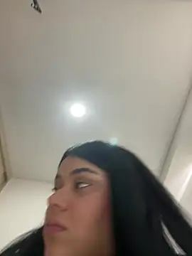 alissonfernandez  online show from 02.12.25