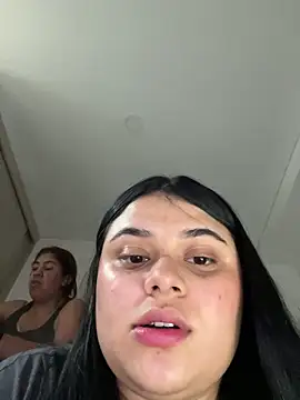 alissonfernandez  online show from 02.13.25