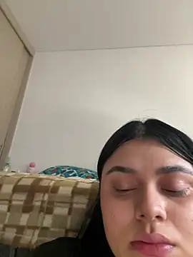 alissonfernandez  online show from 02.13.25