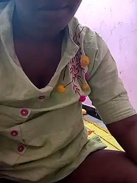 Snapshot of Villageammu18 chatting on 04.18.26 Villageammu18 online show from 04.18.26