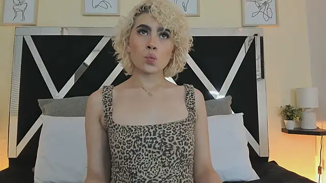 Snapshot of marian_pinzon chatting on 09.09.25 marian pinzon online show from 09.09.25