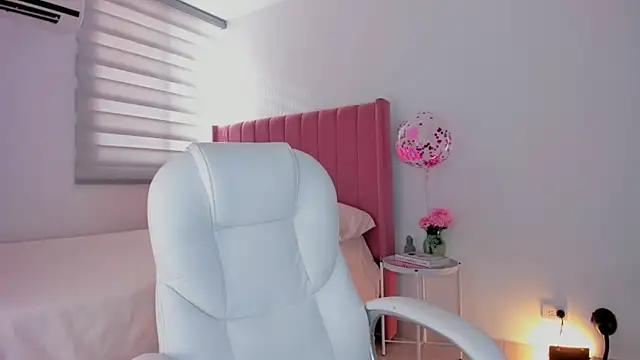 Ninamirley online show from 12.14.24