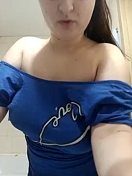 Snapshot of kila_lo chatting on 01.26.25 kila lo online show from 01.26.25