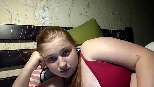 kila lo online show from 04.10.26