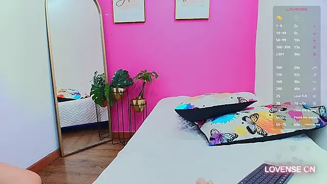 hornybarelylegalgirl online show from 01.30.25