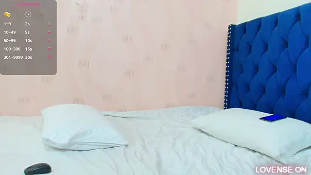 hornybarelylegalgirl online show from 03.17.25