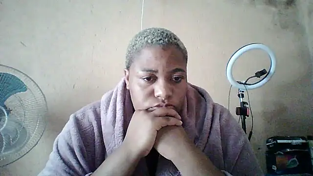 Snapshot of bustyboobs6 chatting on 02.15.26 bustyboobs6 online show from 02.15.26