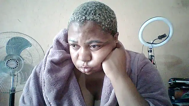 Snapshot of bustyboobs6 chatting on 02.16.26 bustyboobs6 online show from 02.16.26