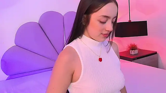 Snapshot of irina-v chatting on 03.07.25 irina-v online show from 03.07.25